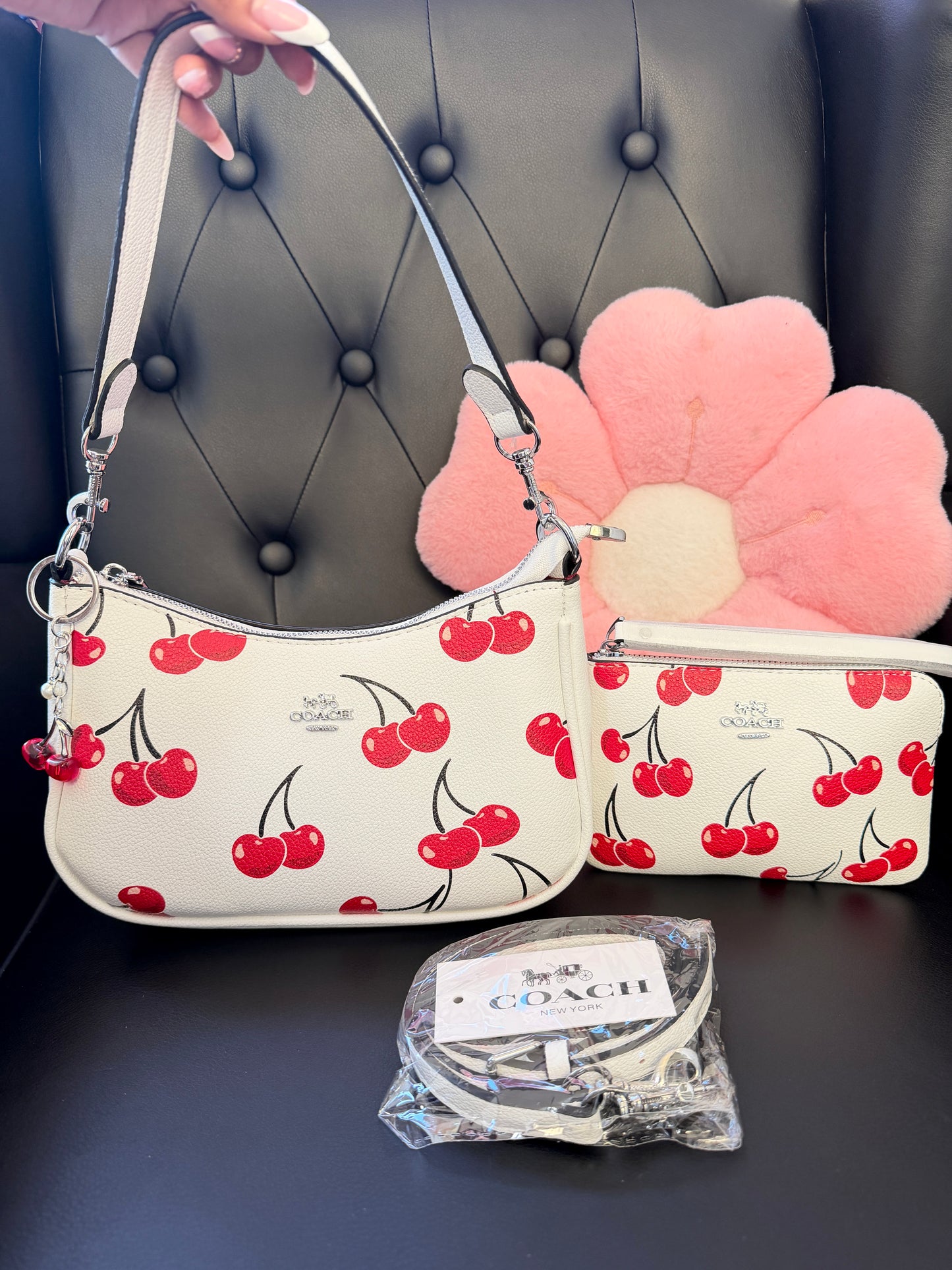 White cherry set