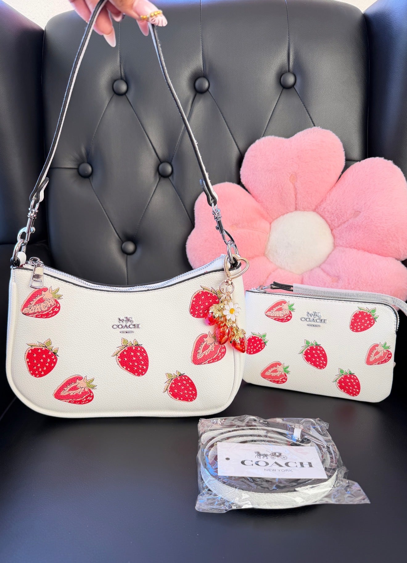 White Strawberry Set