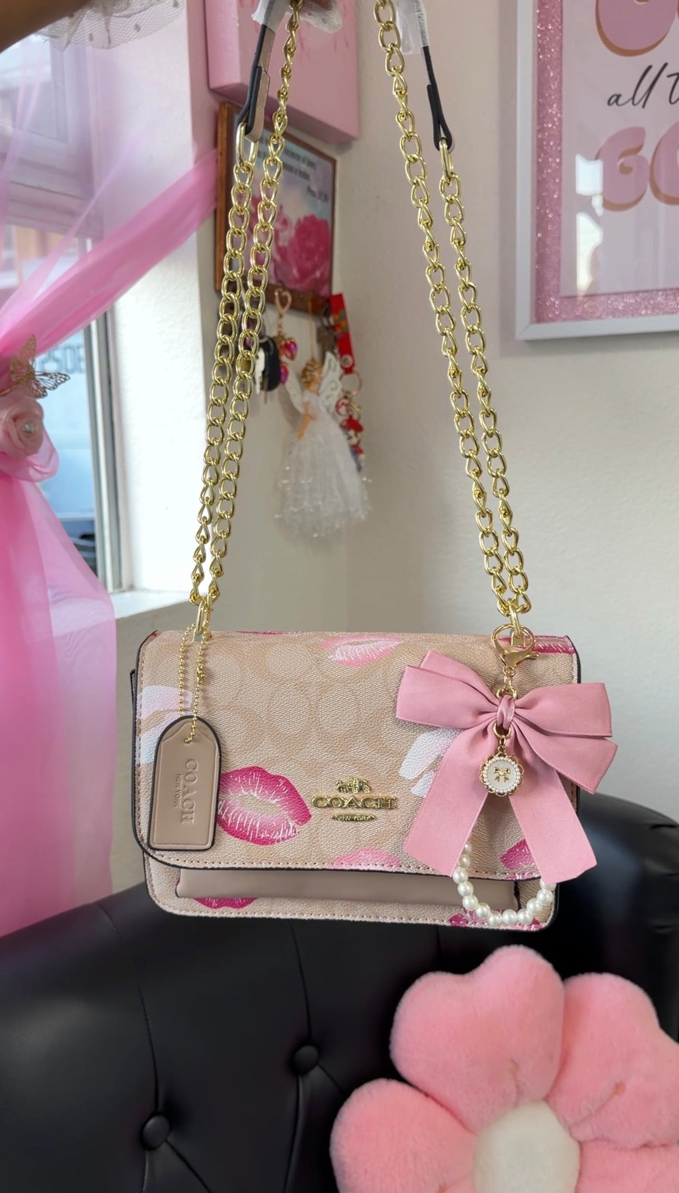 Beige Kiss Purse