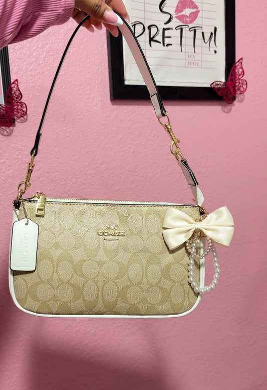 Beige 19