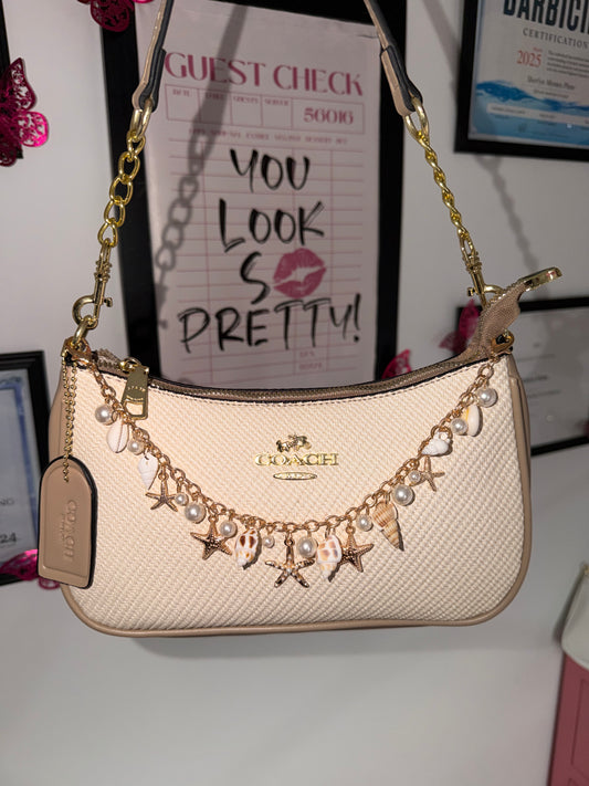 Beige sea purse